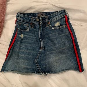 Distressed Abercrombie denim skirt w/ red stripes